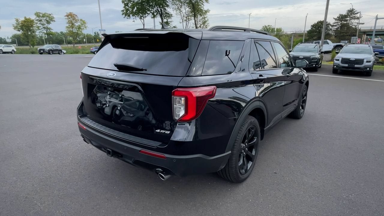 2023 Ford Explorer ST-Line