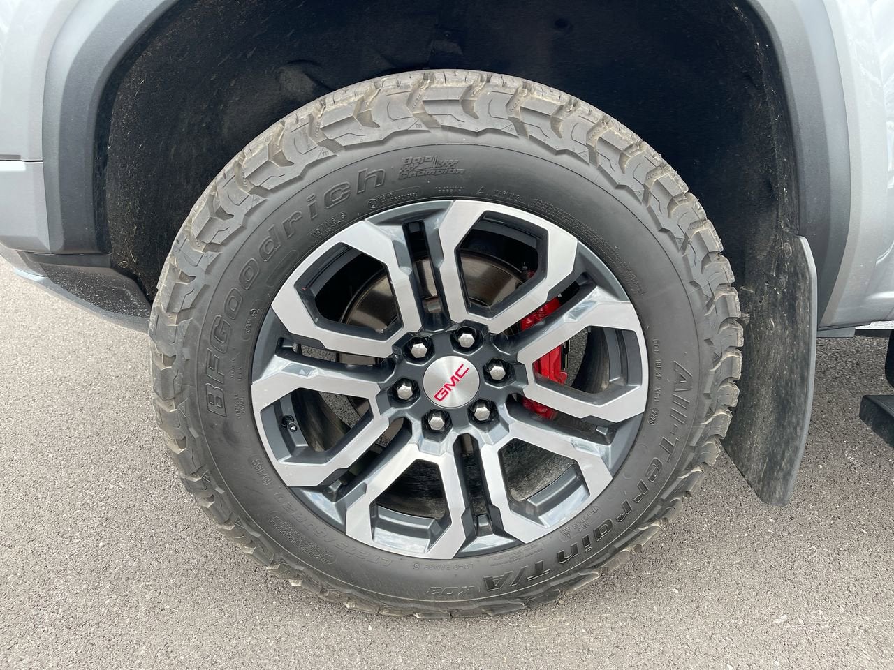 2023 GMC Canyon 4WD AT4