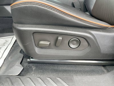 2023 GMC Canyon 4WD AT4