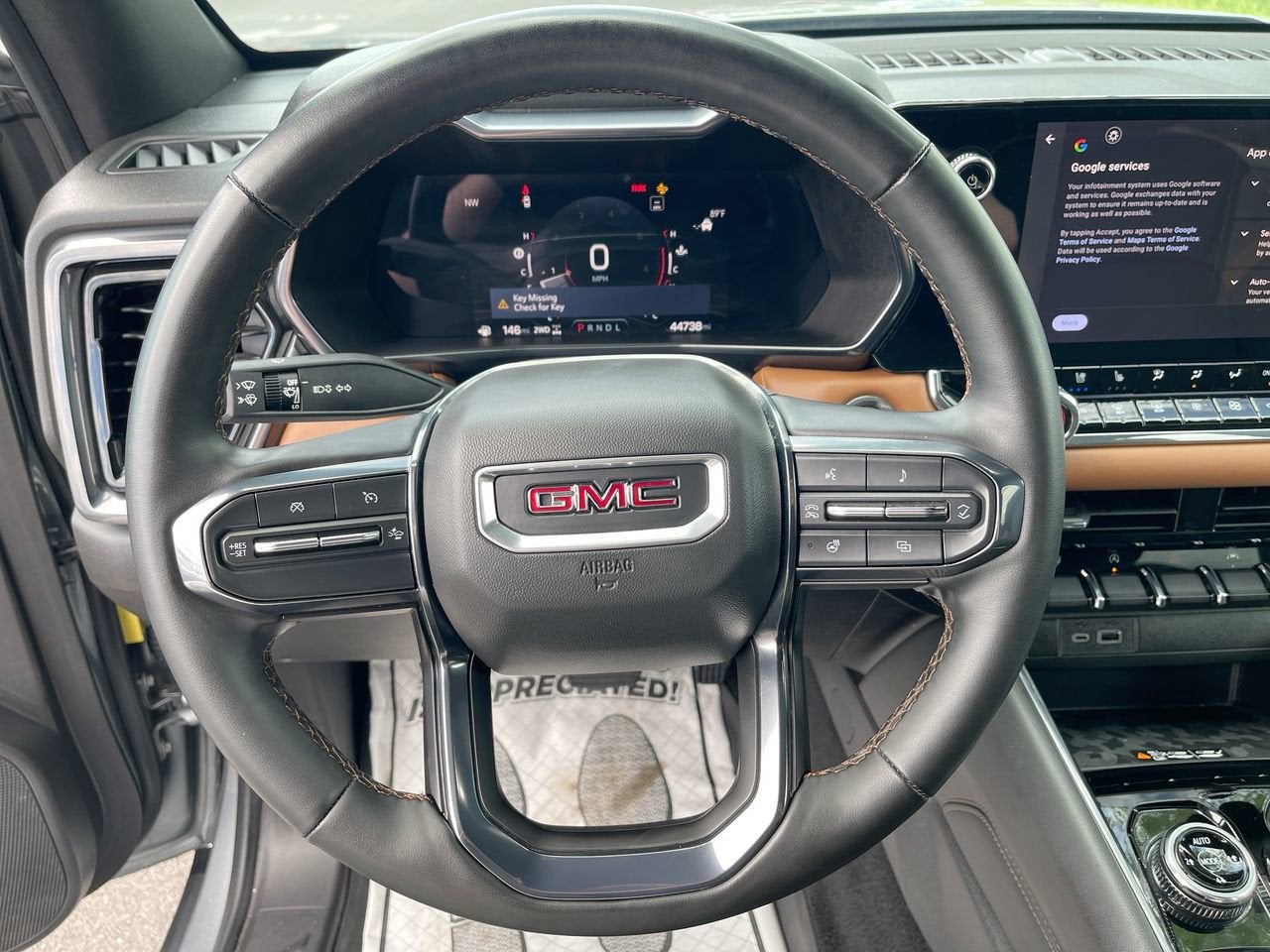2023 GMC Canyon 4WD AT4