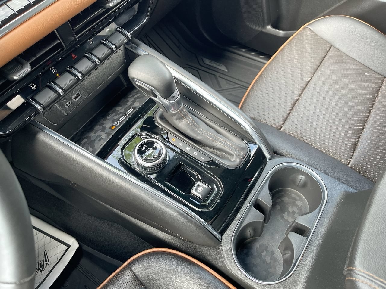 2023 GMC Canyon 4WD AT4