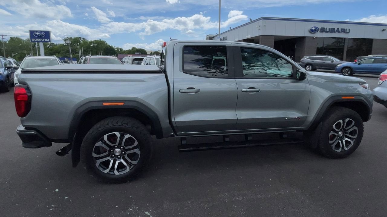2023 GMC Canyon 4WD AT4