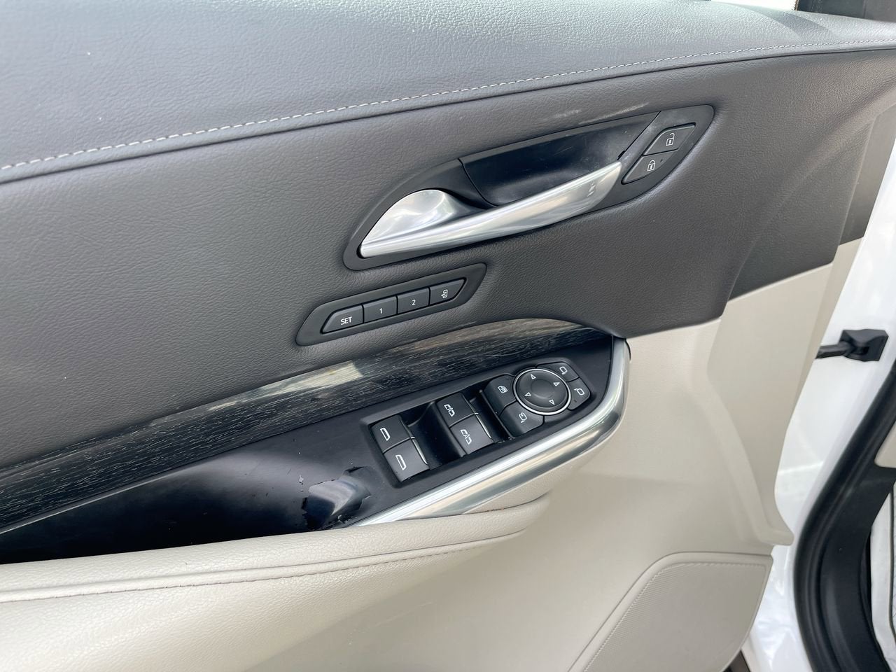 2020 Cadillac XT4 AWD Premium Luxury