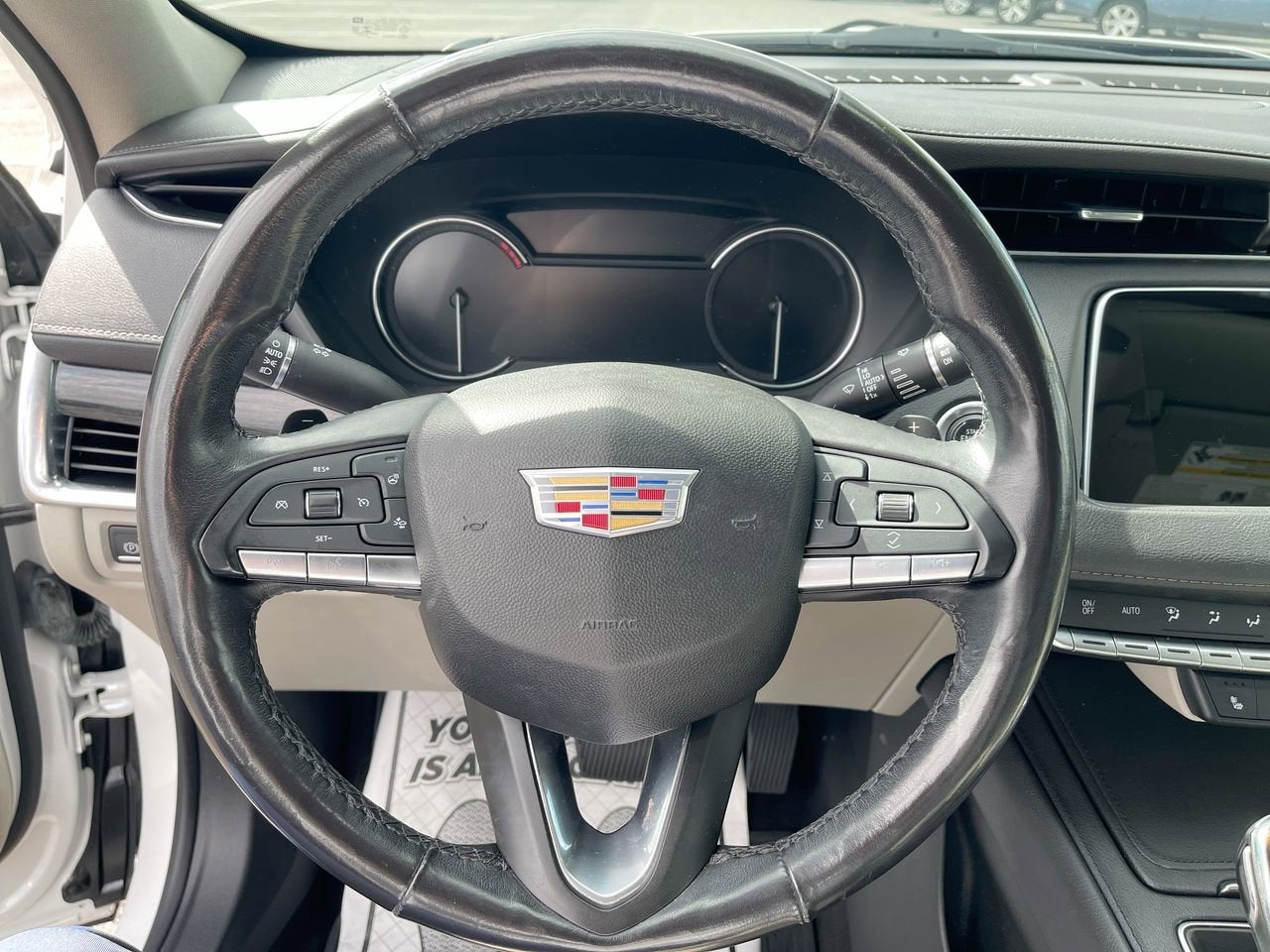 2020 Cadillac XT4 AWD Premium Luxury