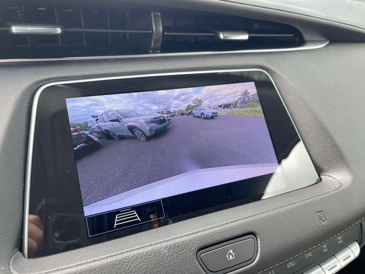 2020 Cadillac XT4 AWD Premium Luxury