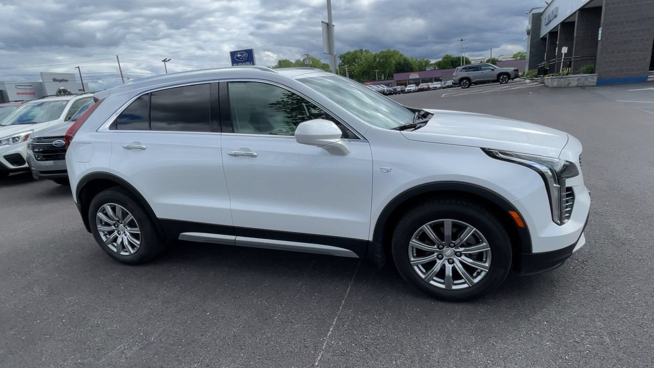 2020 Cadillac XT4 AWD Premium Luxury