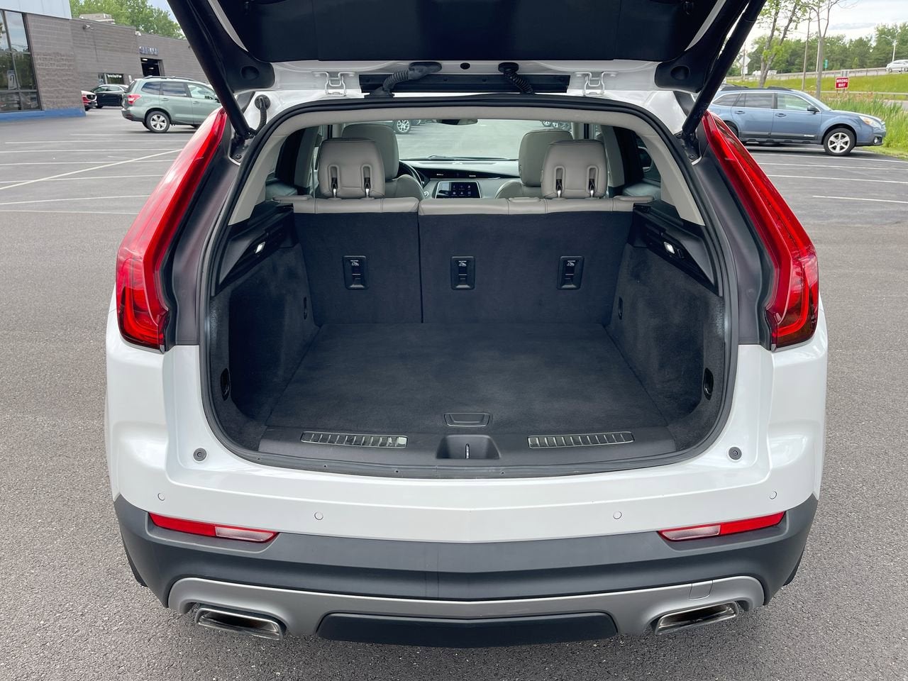 2020 Cadillac XT4 AWD Premium Luxury