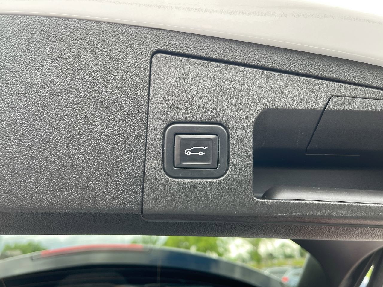 2020 Cadillac XT4 AWD Premium Luxury