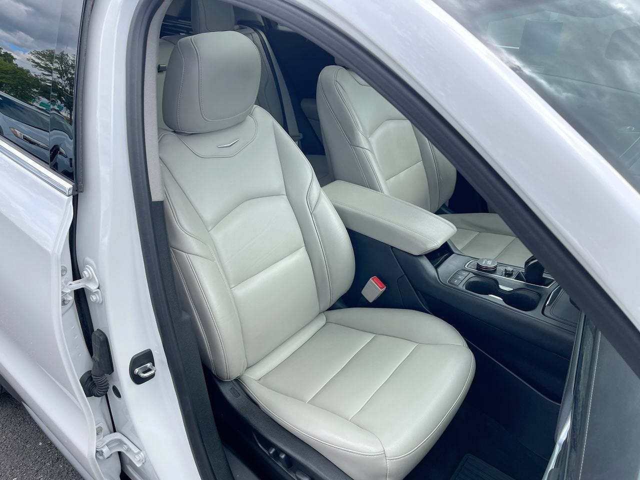 2020 Cadillac XT4 AWD Premium Luxury