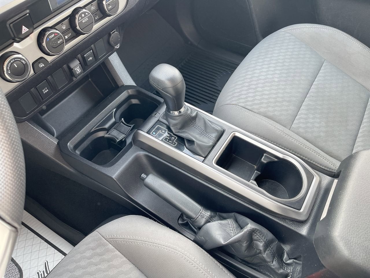 2023 Toyota Tacoma 4WD SR5