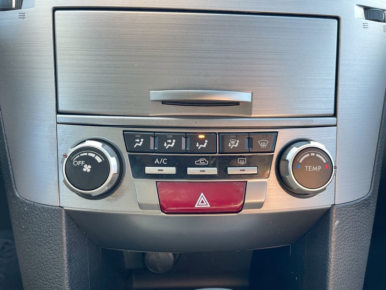 2012 Subaru Legacy 2.5i Premium