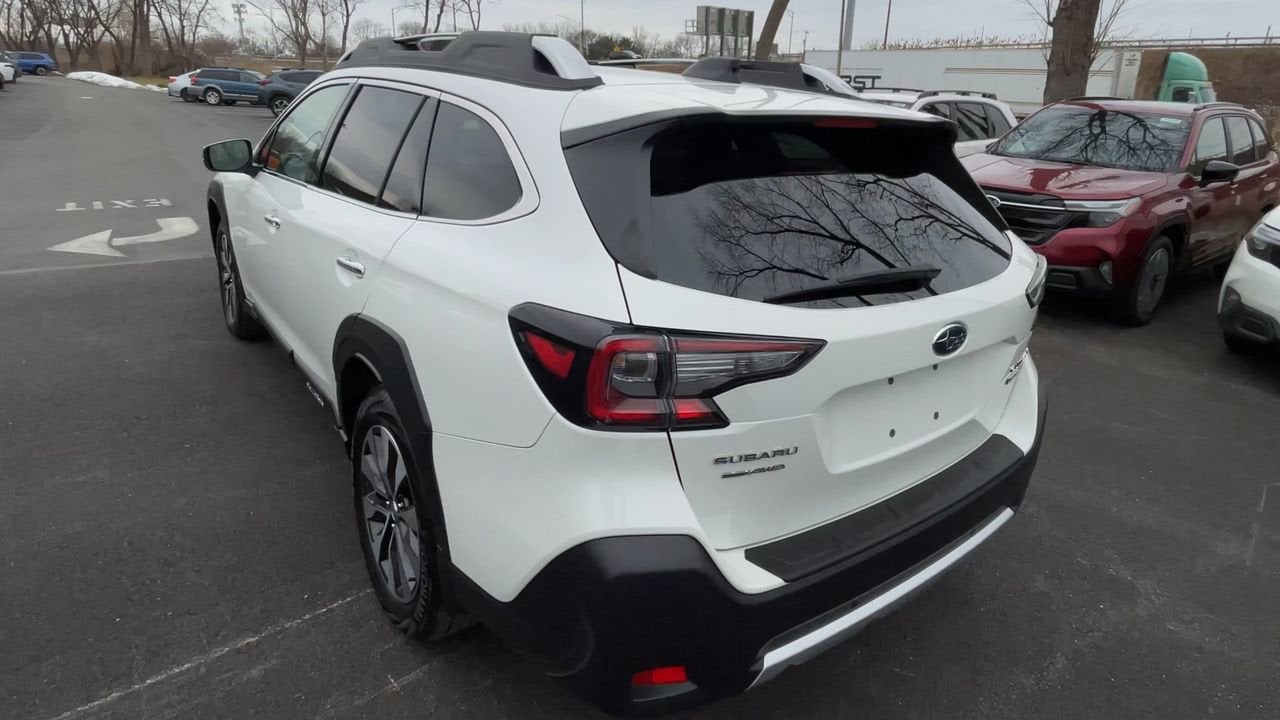2025 Subaru Outback Touring XT