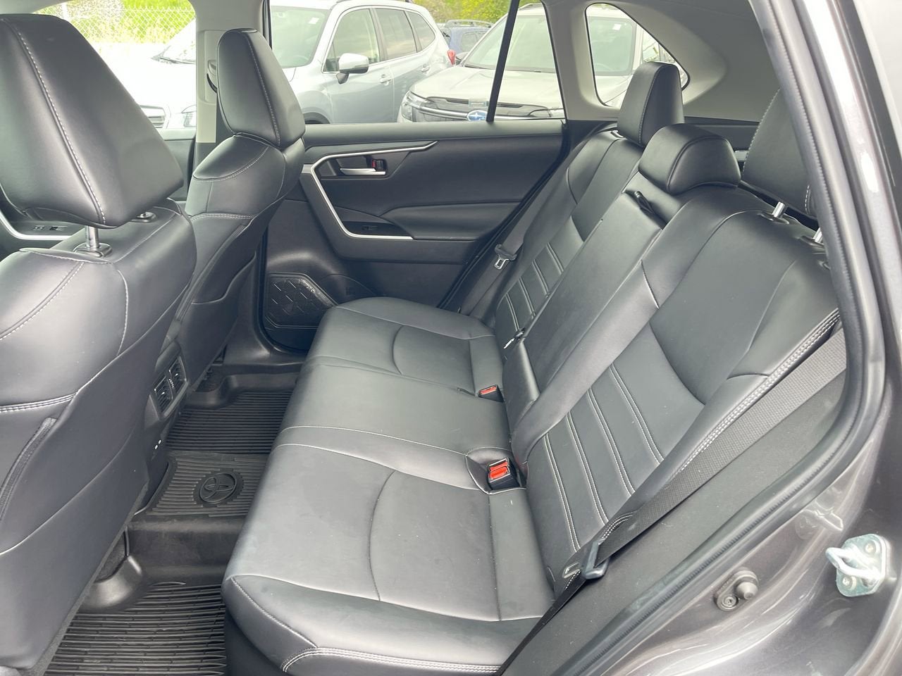 2023 Toyota RAV4 Hybrid XLE Premium