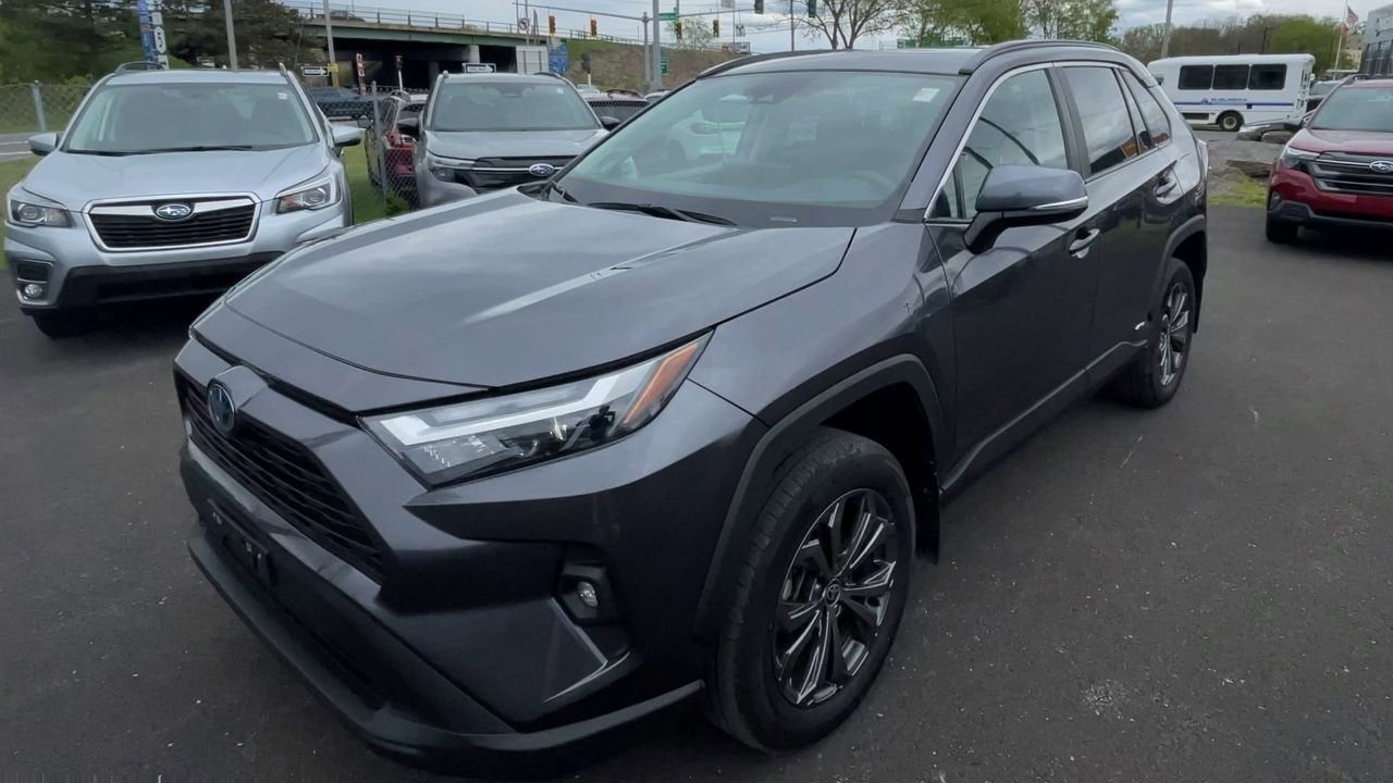 2023 Toyota RAV4 Hybrid XLE Premium