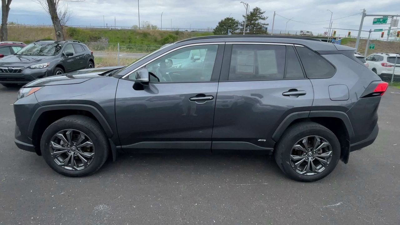 2023 Toyota RAV4 Hybrid XLE Premium