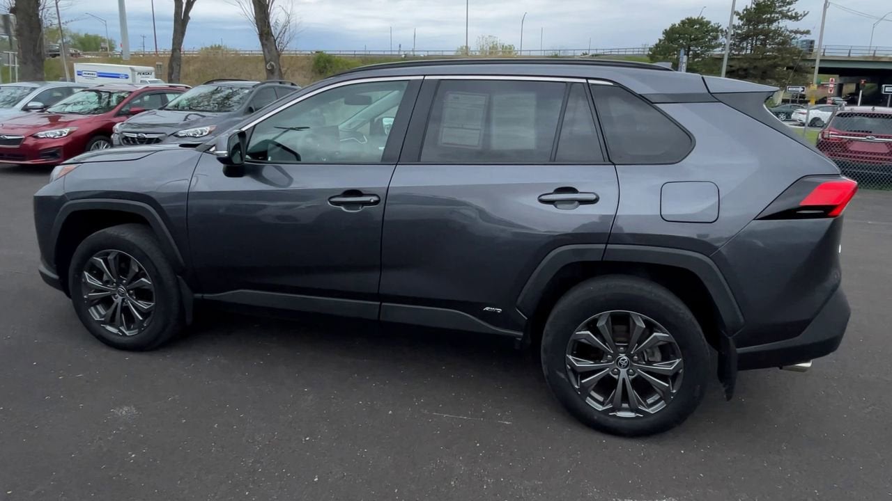 2023 Toyota RAV4 Hybrid XLE Premium
