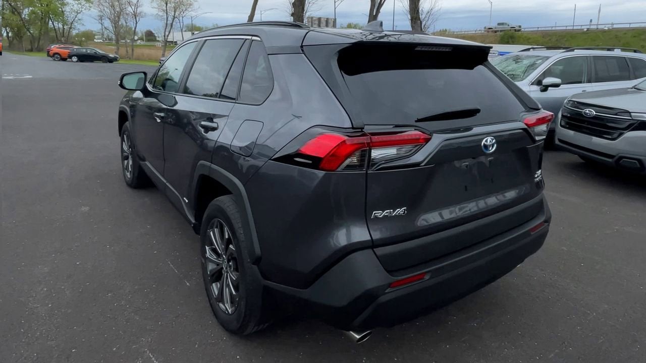 2023 Toyota RAV4 Hybrid XLE Premium