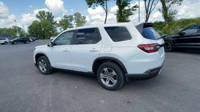 2024 Honda Pilot EX-L 8 Passenger