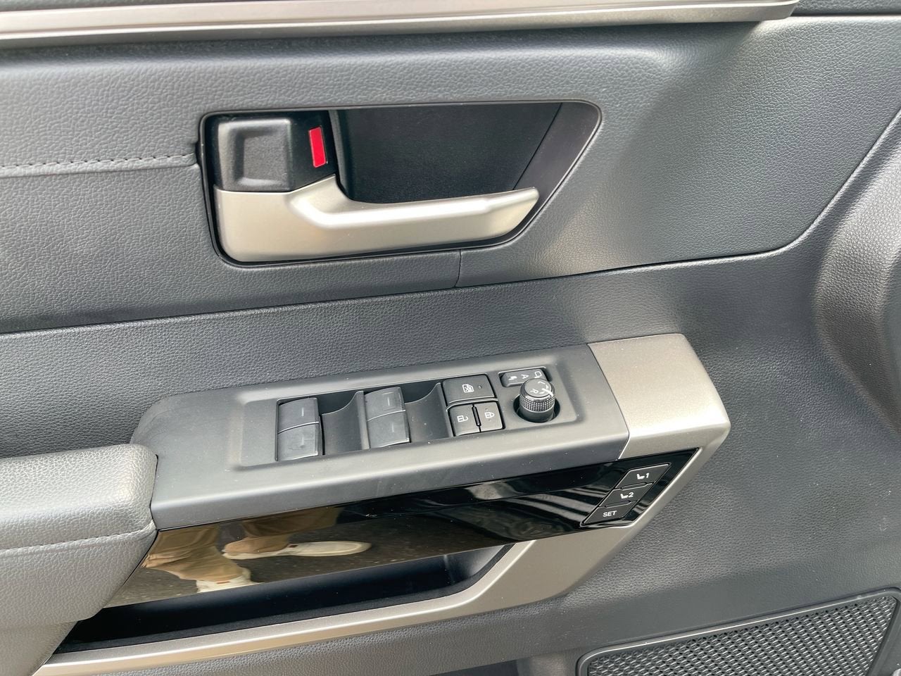 2023 Toyota Tundra 4WD Limited Hybrid