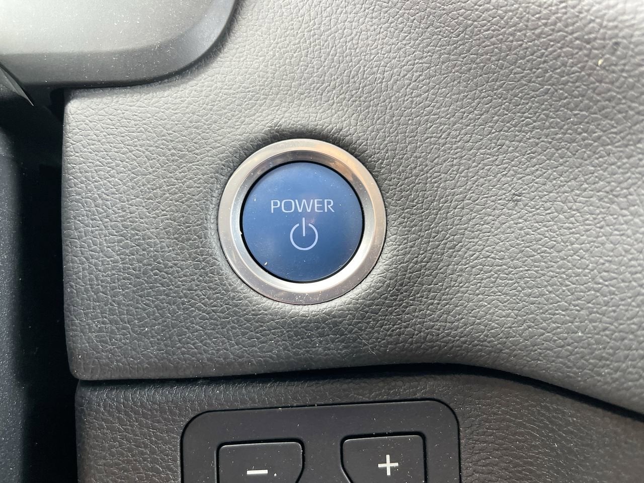 2023 Toyota Tundra 4WD Limited Hybrid