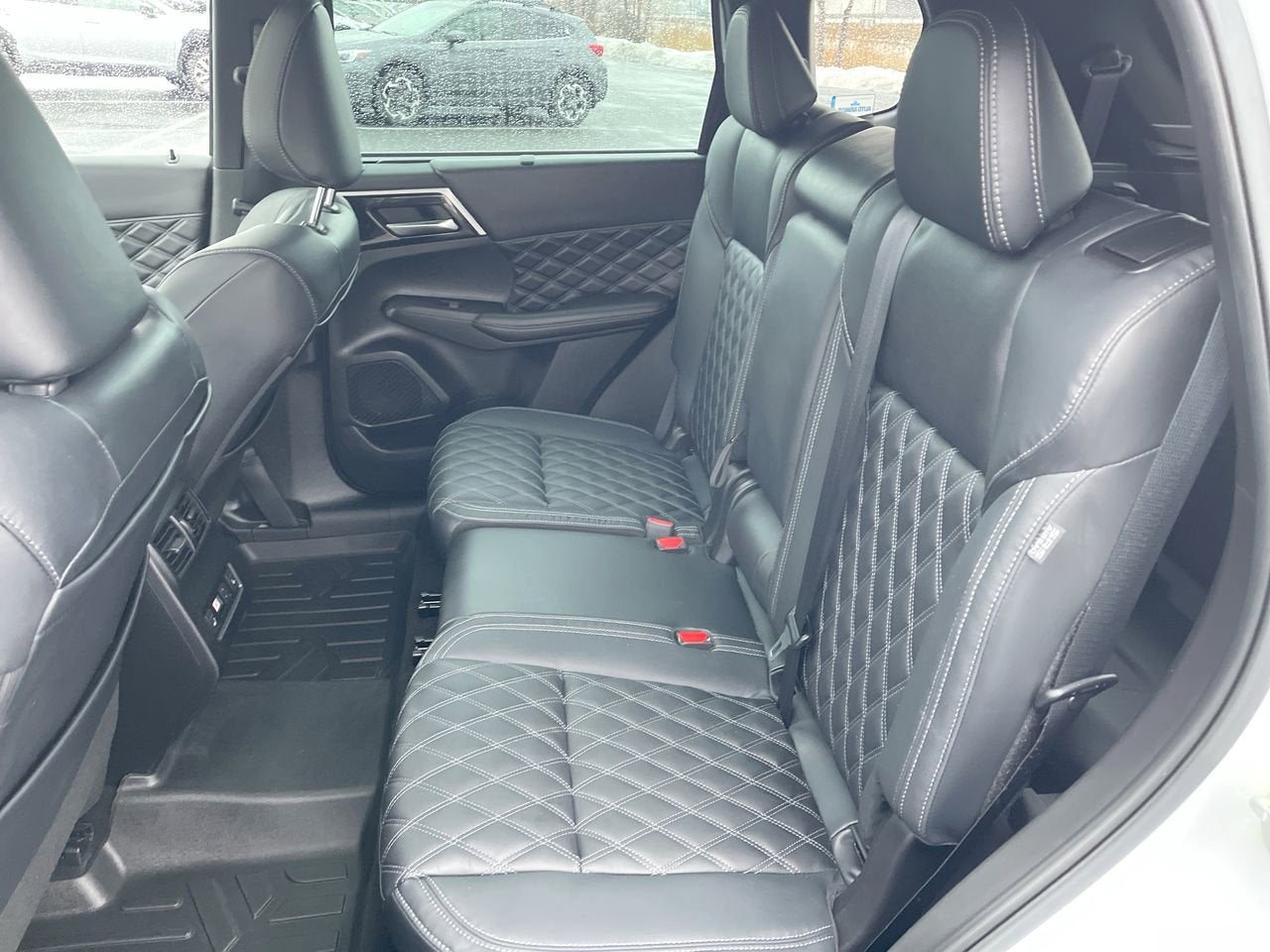 2023 Mitsubishi Outlander SEL Black Edition