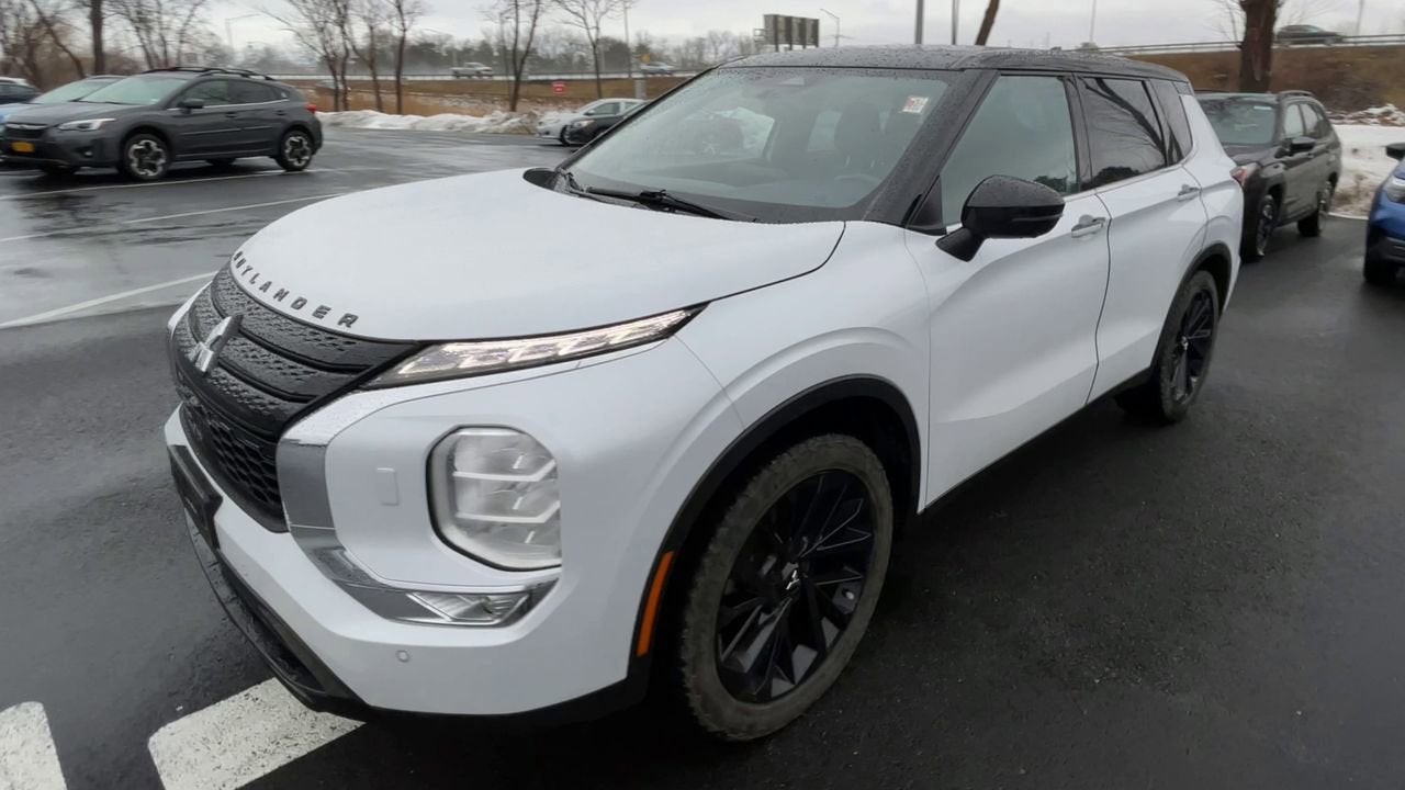 2023 Mitsubishi Outlander SEL Black Edition