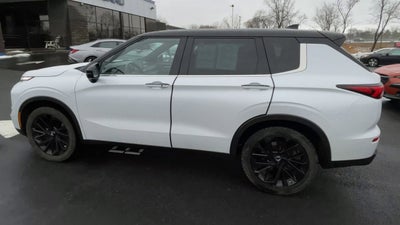 2023 Mitsubishi Outlander SEL Black Edition