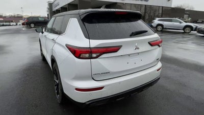 2023 Mitsubishi Outlander SEL Black Edition