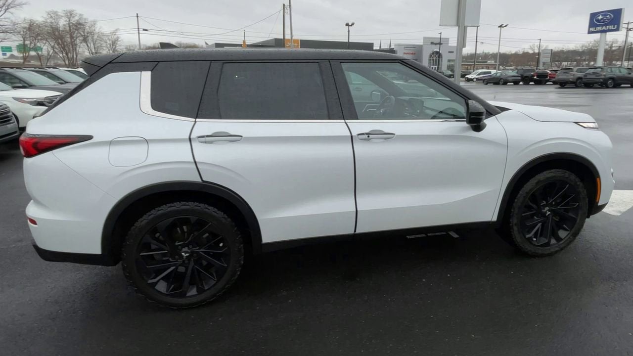 2023 Mitsubishi Outlander SEL Black Edition