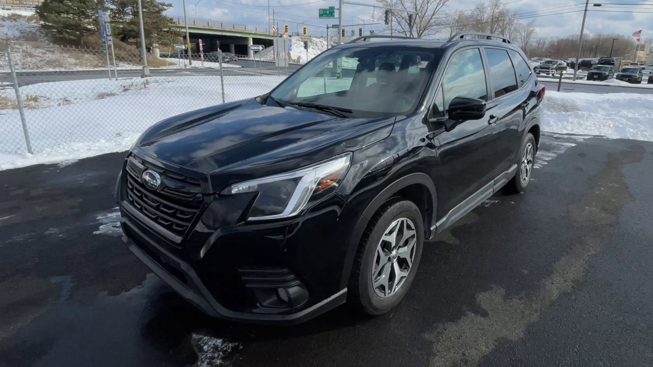 2023 Subaru Forester Premium