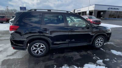 2023 Subaru Forester Premium