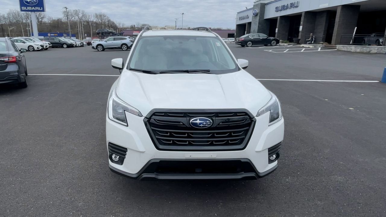 2024 Subaru Forester Premium