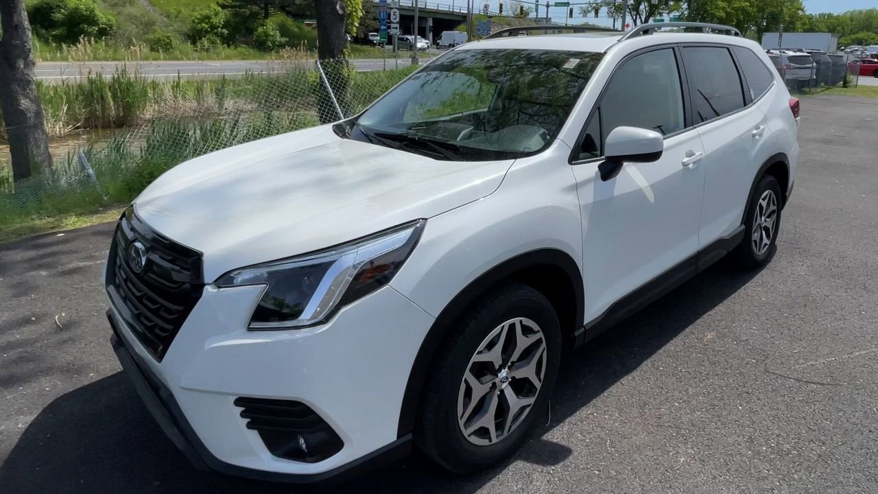 2024 Subaru Forester Premium