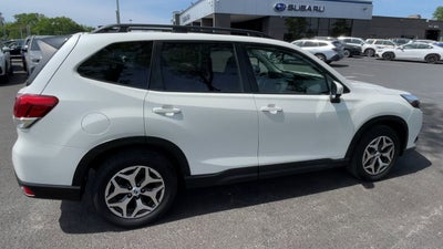 2024 Subaru Forester Premium