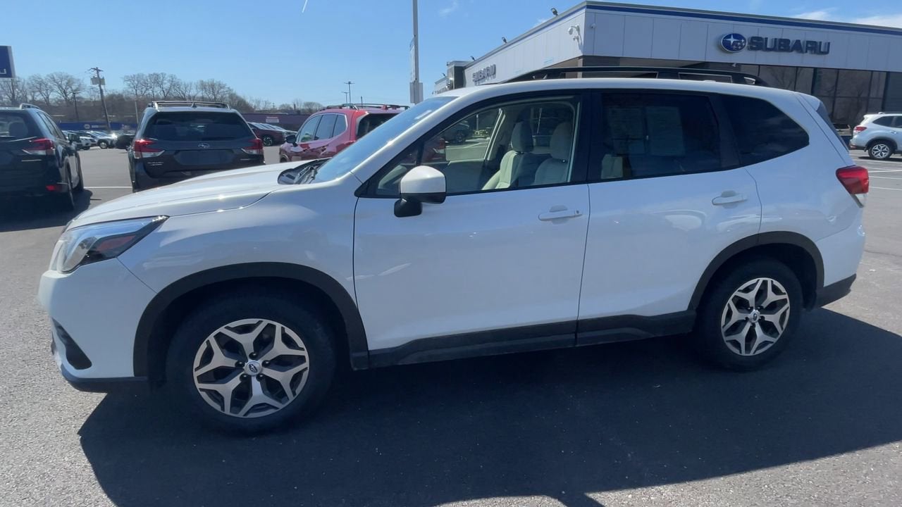 2023 Subaru Forester Premium