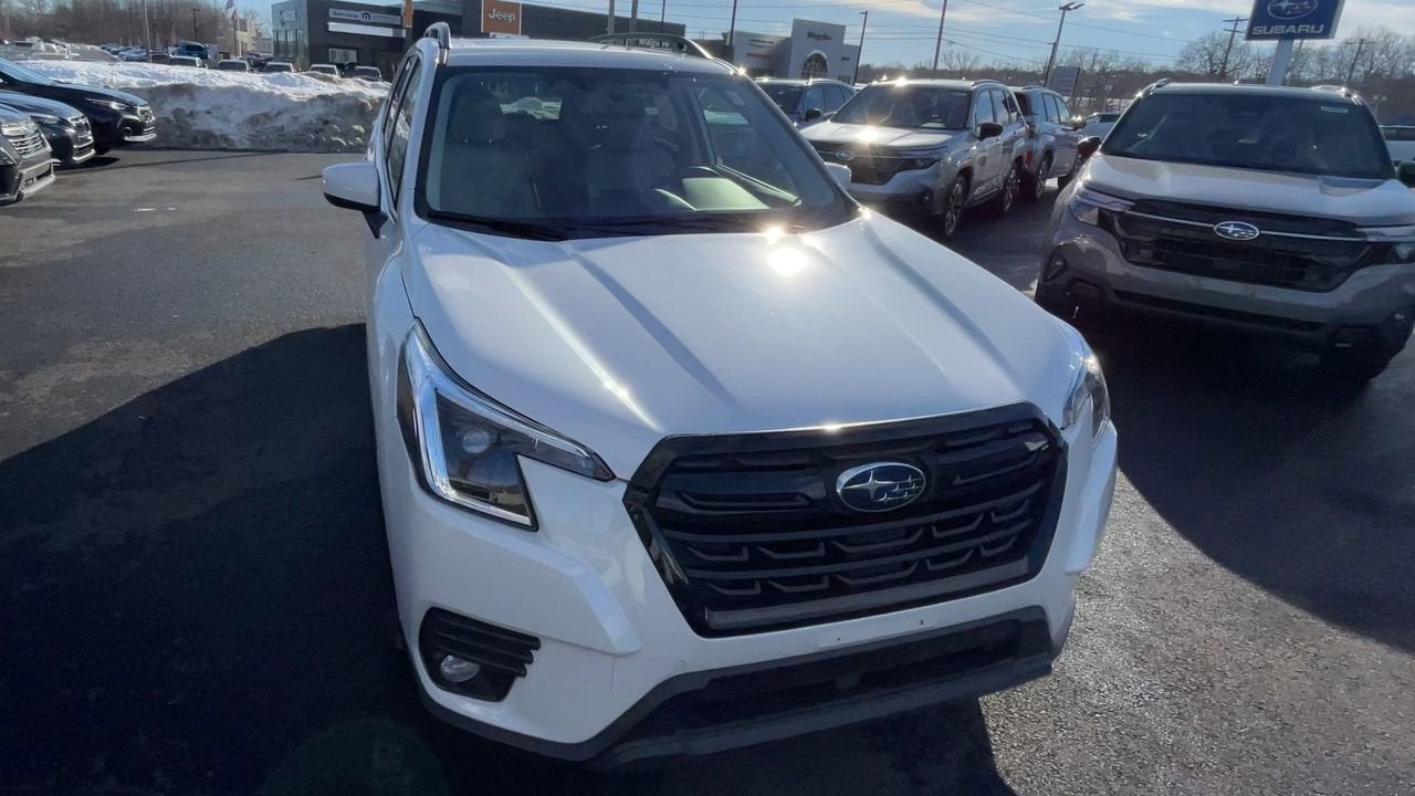 2023 Subaru Forester Premium