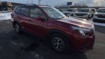 2023 Subaru Forester Premium