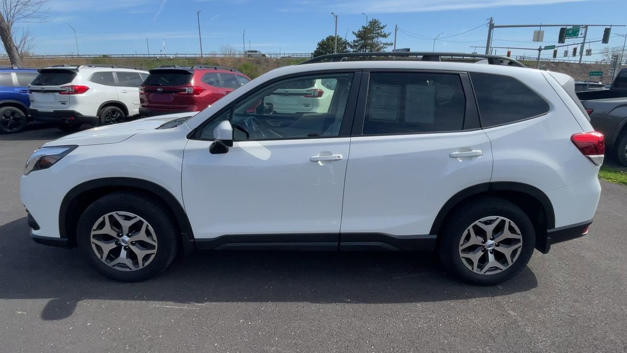 2023 Subaru Forester Premium