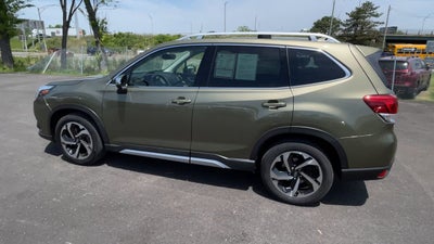 2023 Subaru Forester Touring