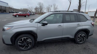 2025 Subaru Forester Premium Hybrid