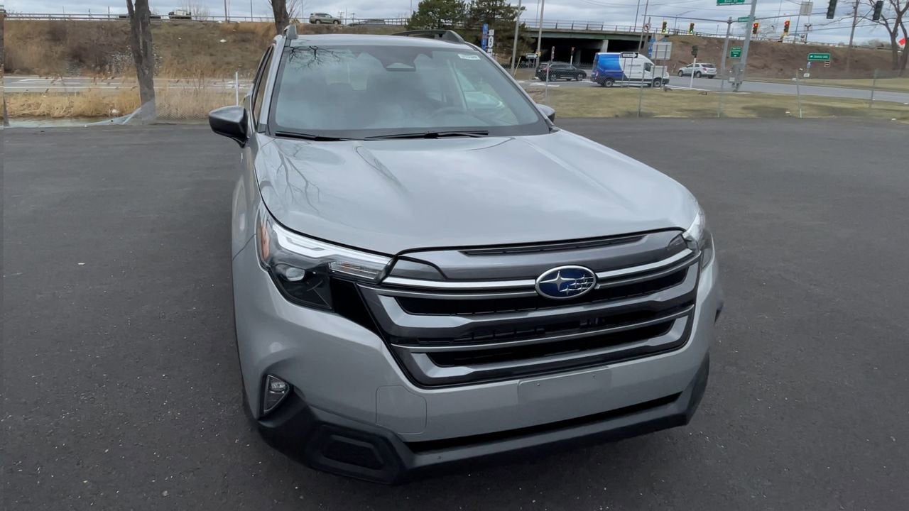 2025 Subaru Forester Premium Hybrid