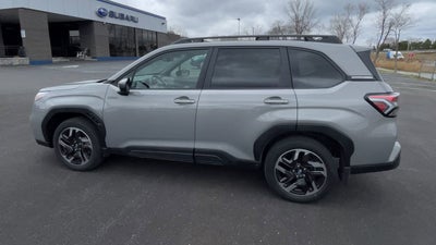 2025 Subaru Forester Premium Hybrid