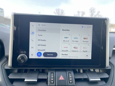 2023 Toyota RAV4 Hybrid XLE Premium