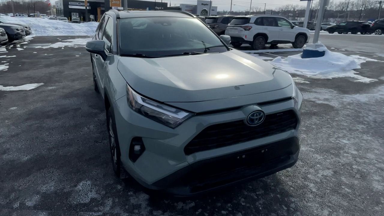 2023 Toyota RAV4 Hybrid XLE Premium