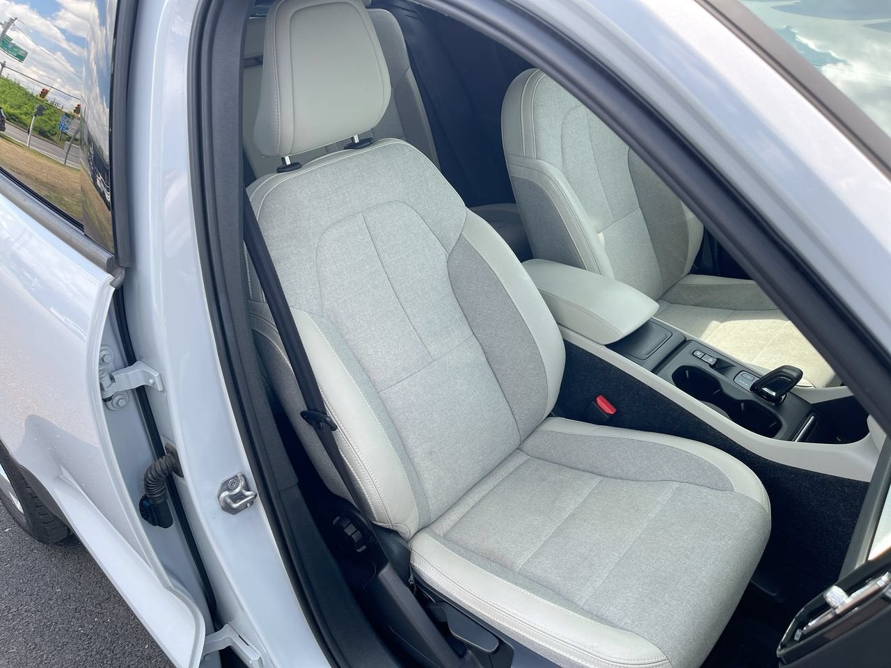 2020 Volvo XC40 Momentum