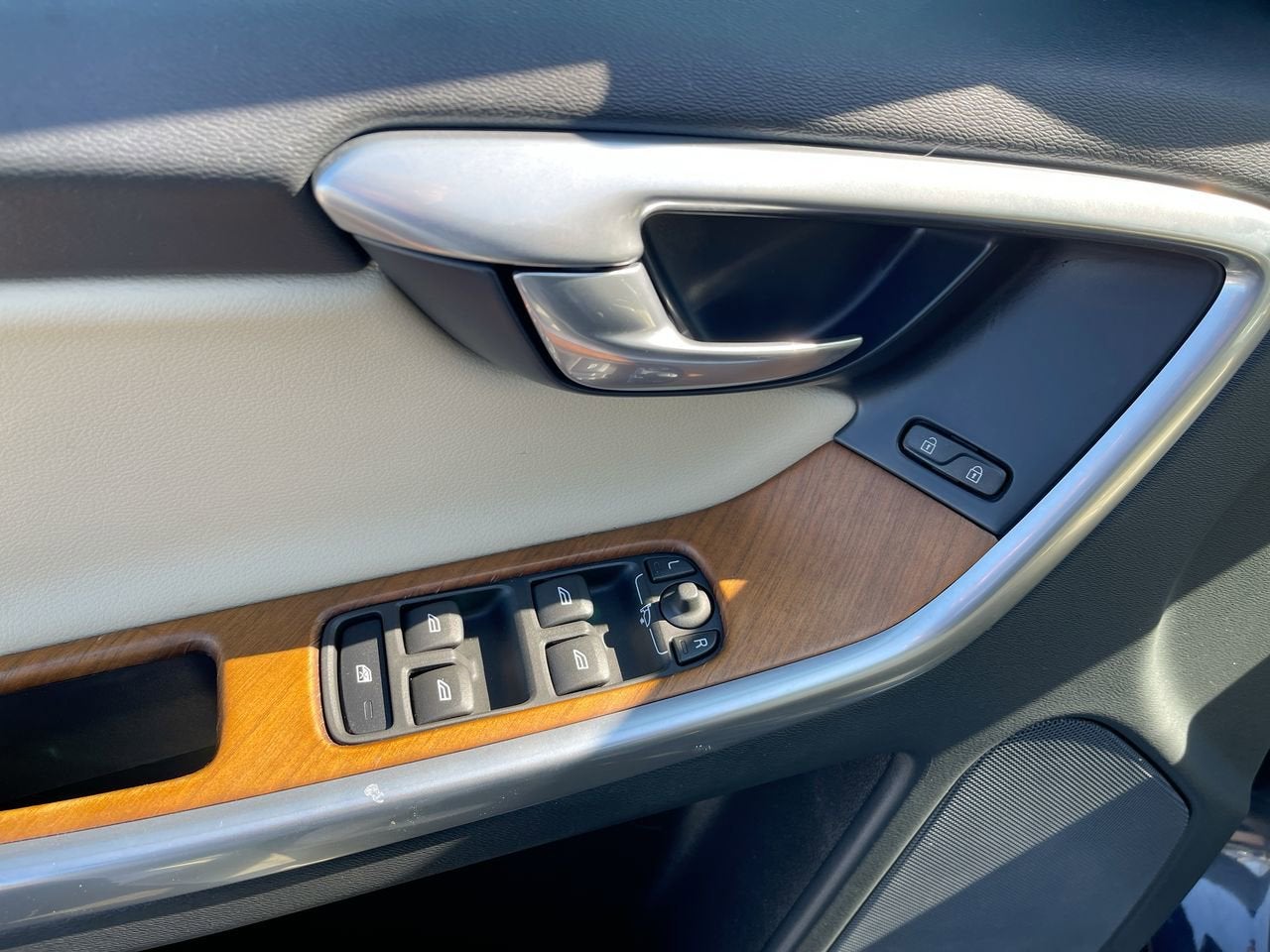 2017 Volvo XC60 Inscription