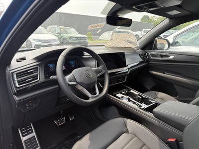 2026 Volkswagen Atlas Cross Sport 2.0T SEL R-Line Black 4MOTION