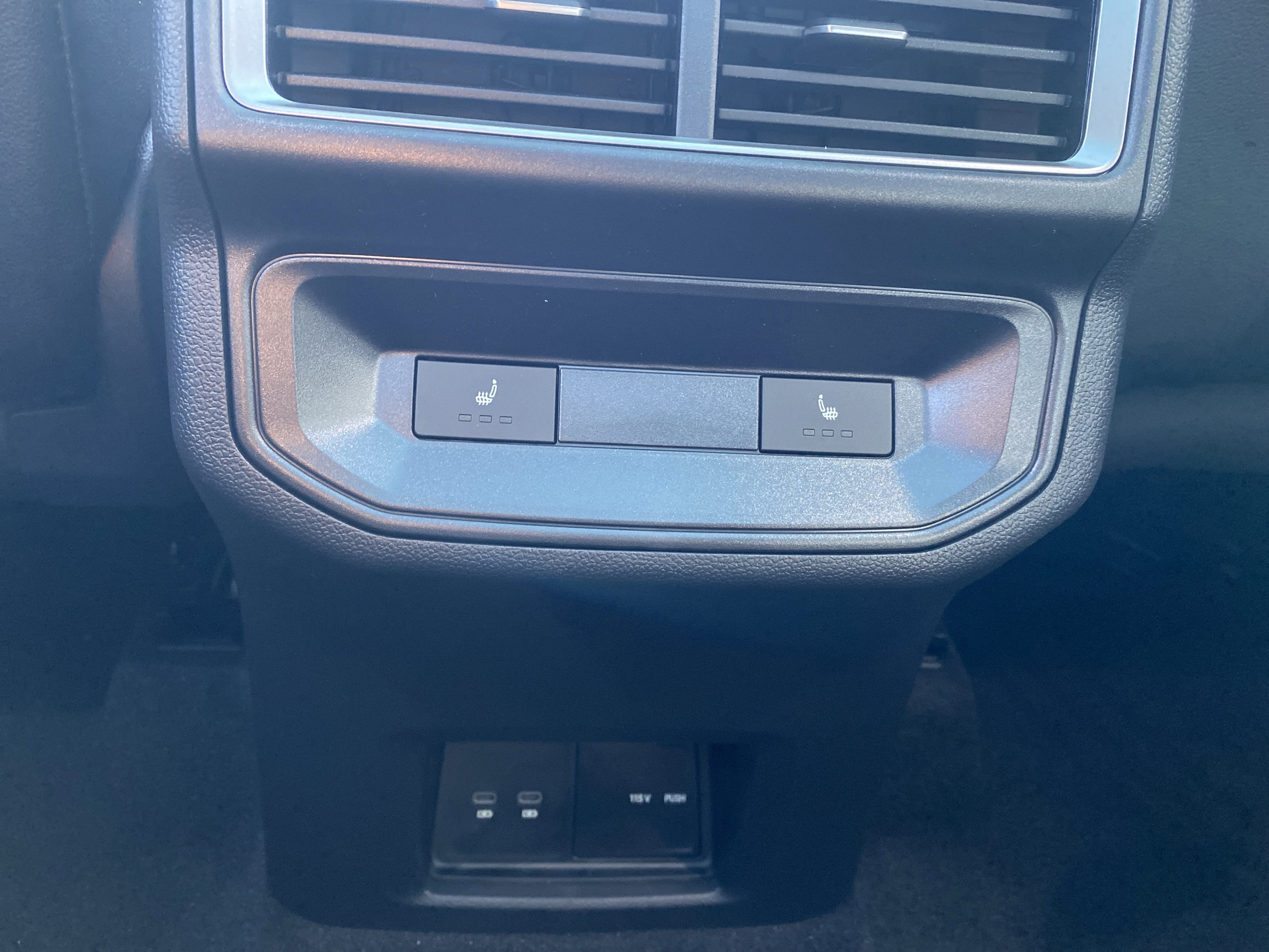 2026 Volkswagen Atlas Cross Sport 2.0T SEL R-Line Black 4MOTION