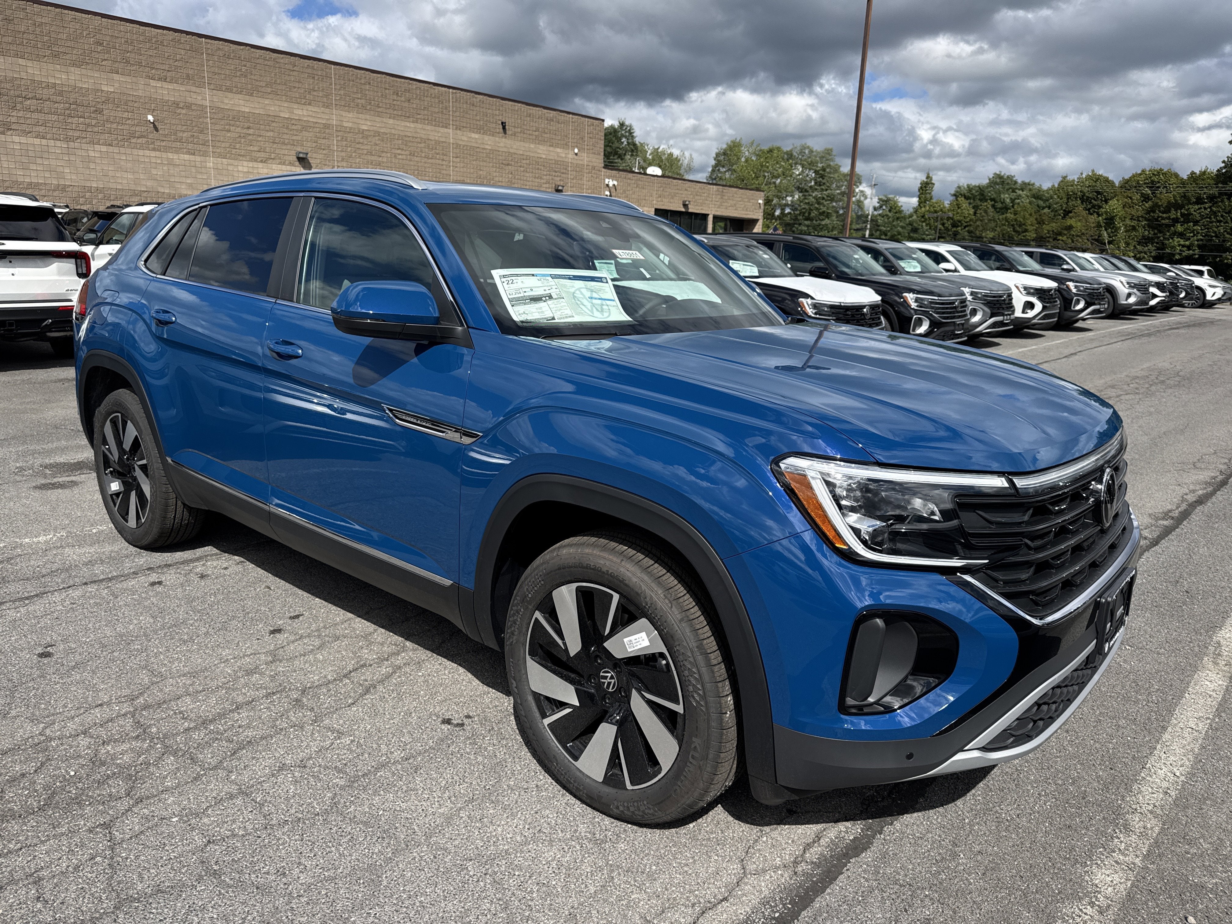 2026 Volkswagen Atlas Cross Sport 2.0T SEL 4MOTION