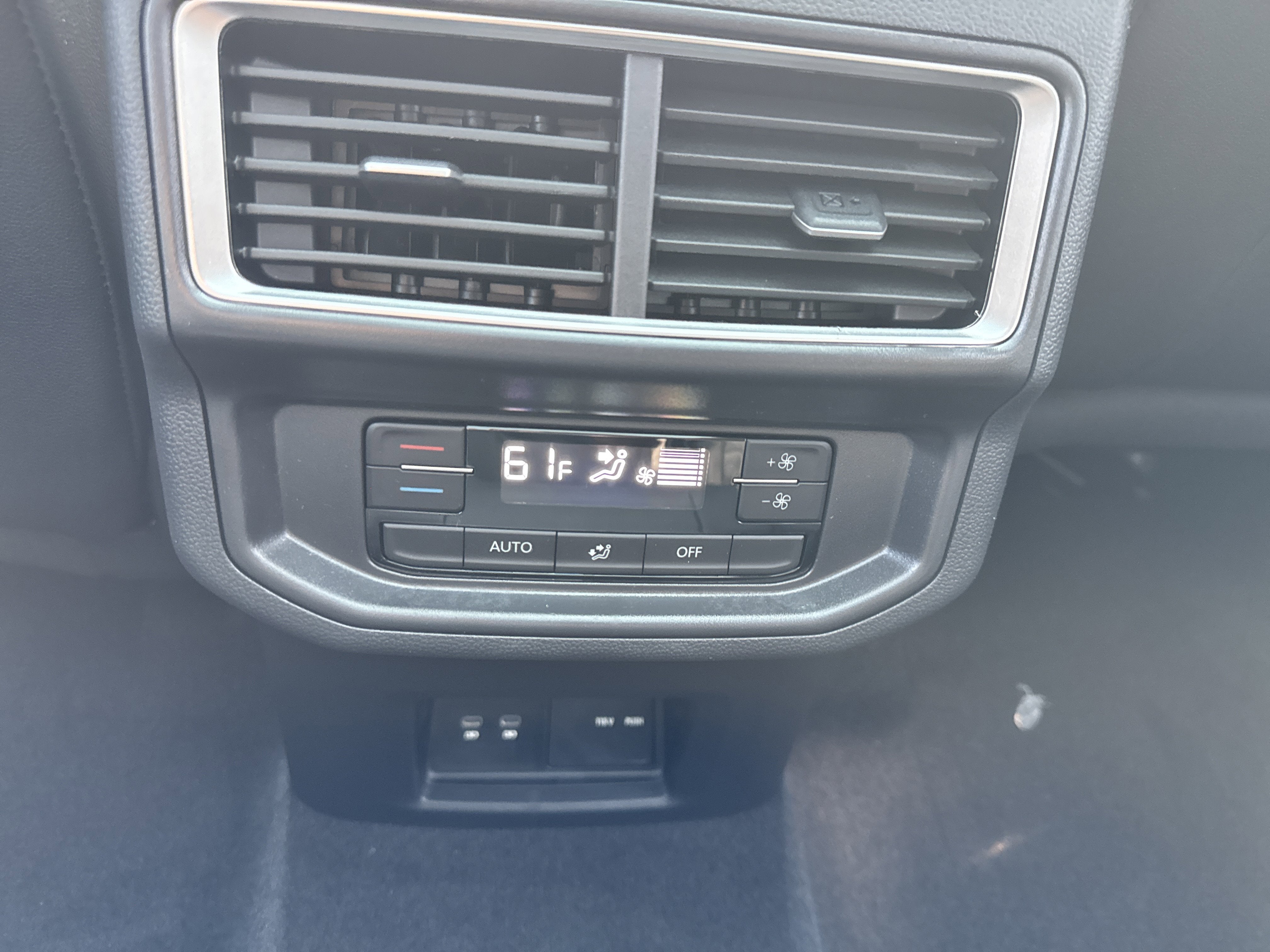 2026 Volkswagen Atlas 2.0T Peak Edition 4MOTION